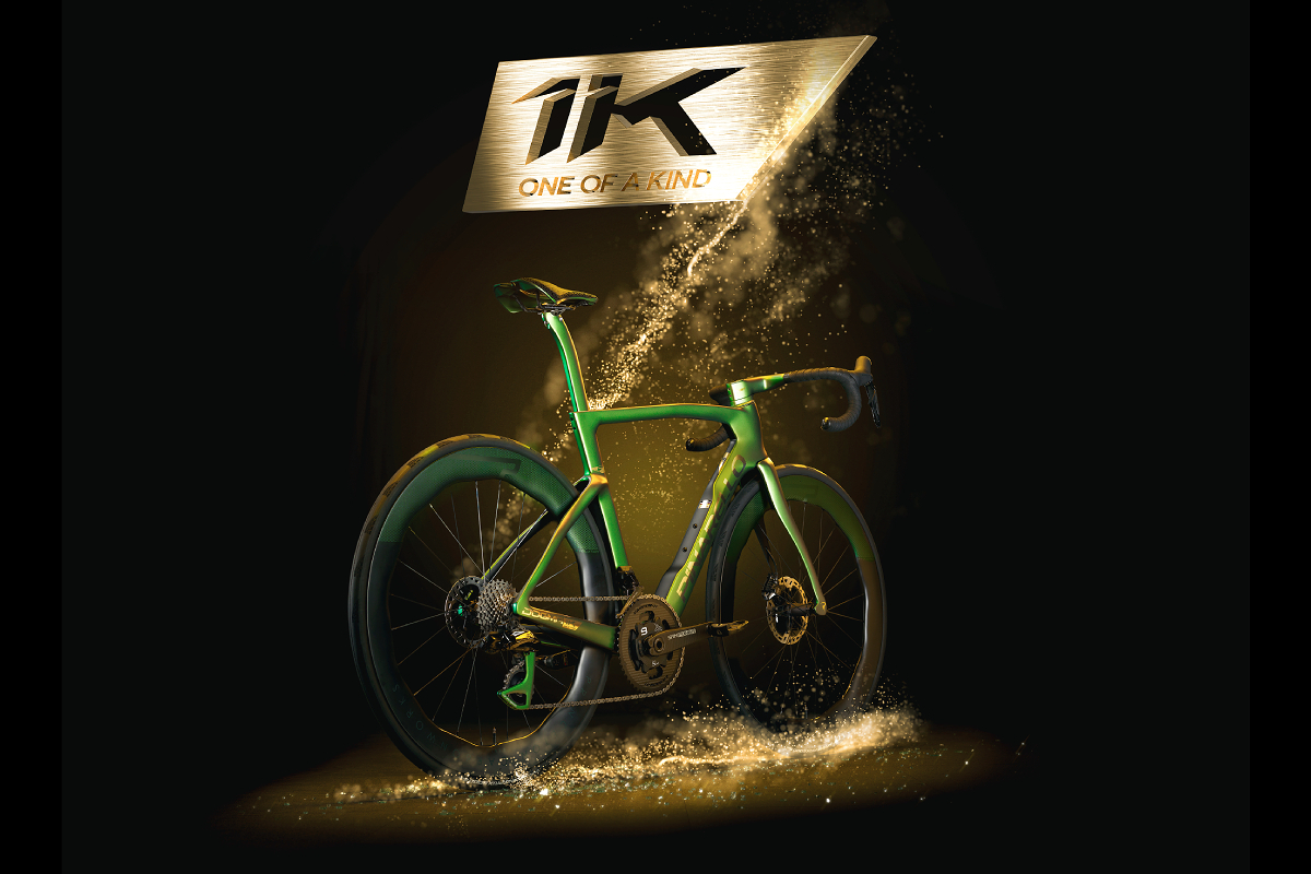 ピナレロ、世界限定50台の超高級バイク「DOGMA F Luxter Green