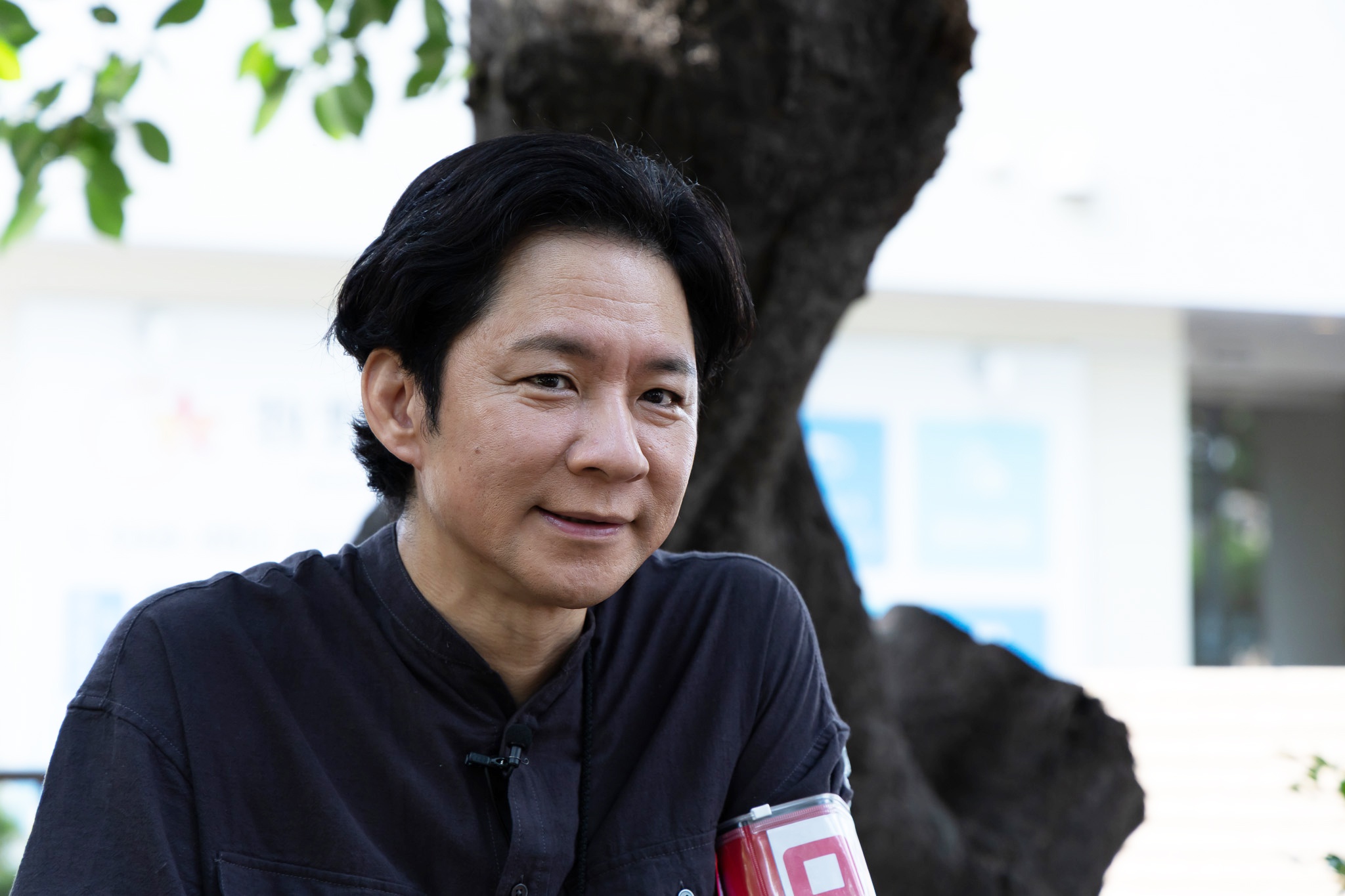 アンジャッシュ渡部建、地上波復帰への思いを語るインタビュー風景