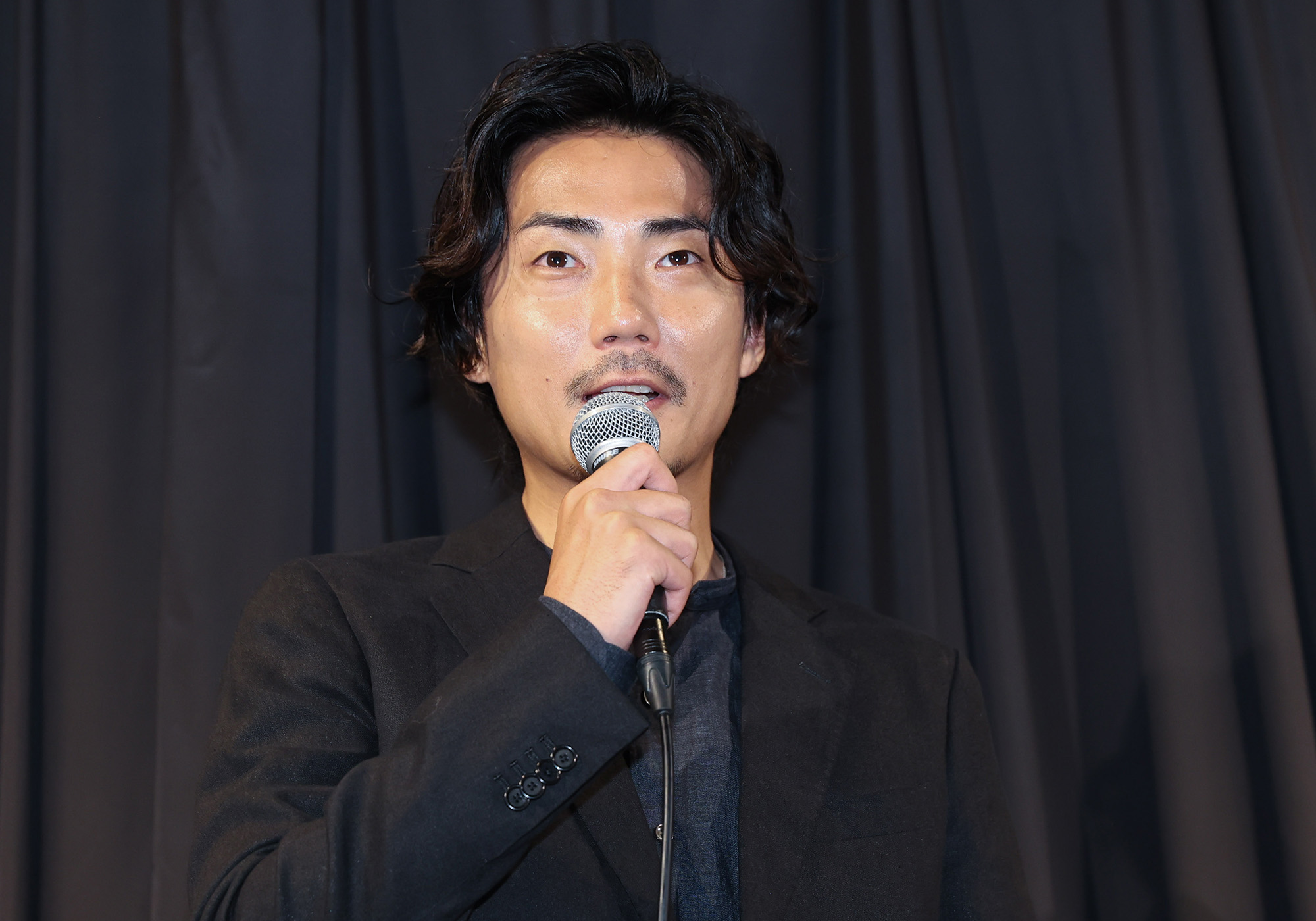 指名手配犯・桐島聡描く映画で“世界を沈黙させるようなジョーク