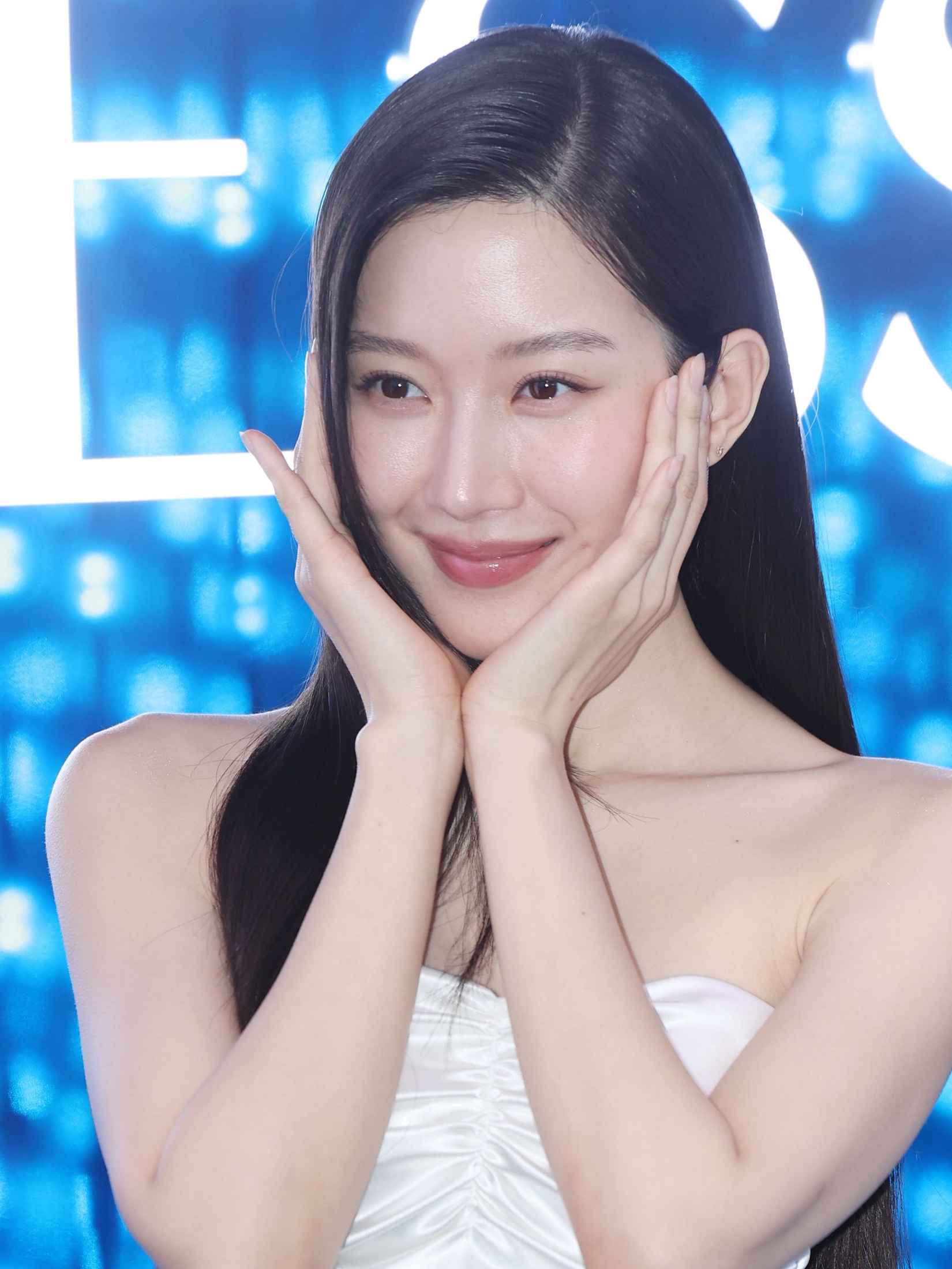 セール中…ムン・ガヨン直筆サイン入り2Lサイズ写真…Mun Ka-young セール中…ムン・ガヨン直筆サイン入り2Lサイズ写真…Mun Ka-young