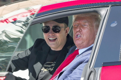 米起業家イーロン・マスク氏とトランプ大統領（イメージ写真）