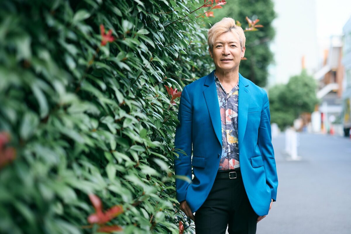 つるの剛士さんが大学での「学び直し」に励む様子