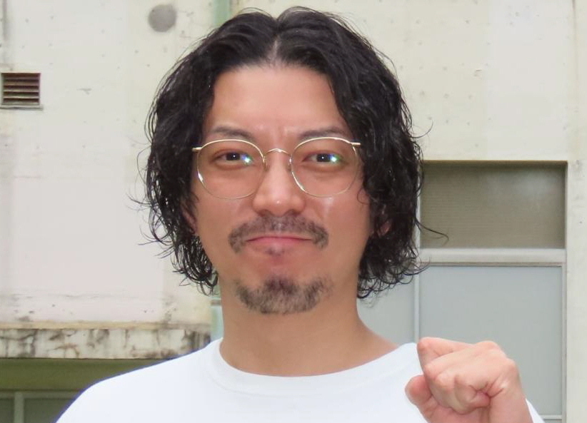 ニューヨークの嶋佐和也（お笑い芸人）。大学単位に関する発言が話題に。