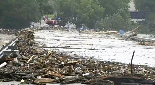 米テキサス洪水の死者６７人に、３０人以上が行方不明…当局「警告する時間なかった」