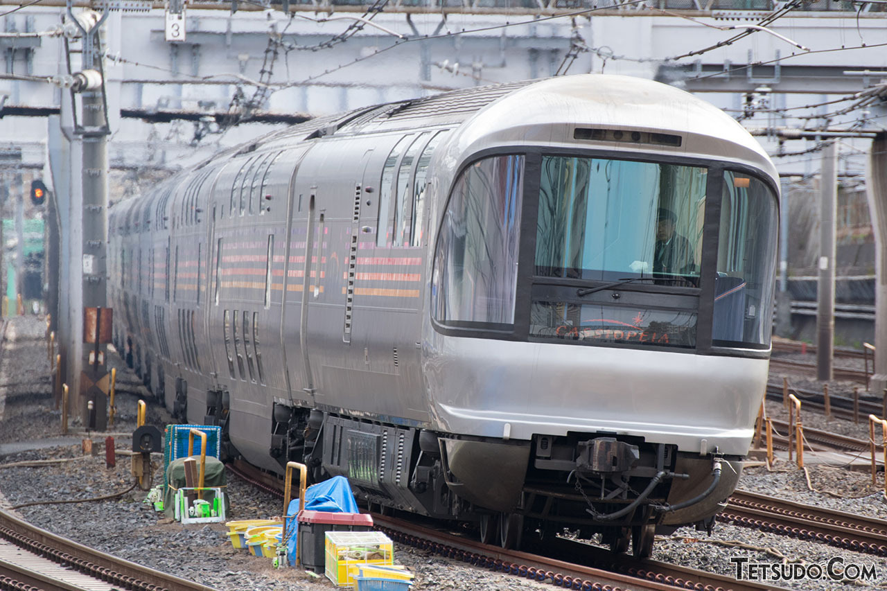 Amazon.co.jp: カプセルプラレール 寝台特急カシオペア（中間車