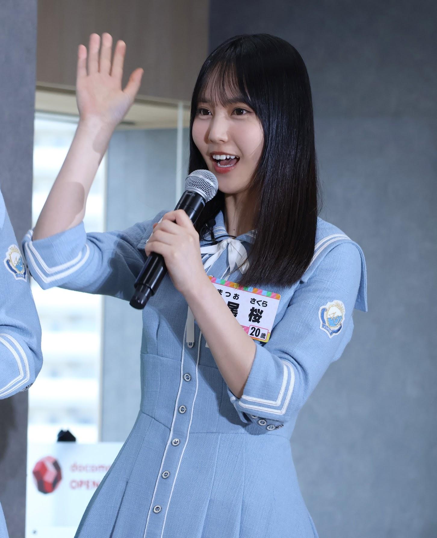 日向坂　直筆　サイン　松尾桜 日向坂46 松尾桜 生写真 直筆サイン 五期生お披露目制服｜Yahoo