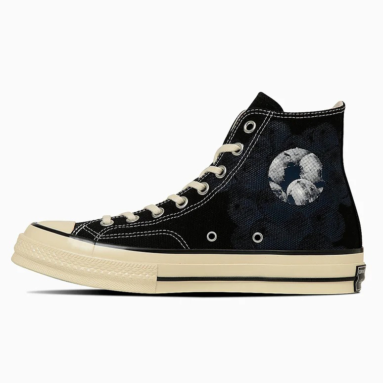 converse オールスター　黒 ハイカット 平和 差がつく大人の黒スニーカー】コンバース「オールスター」の