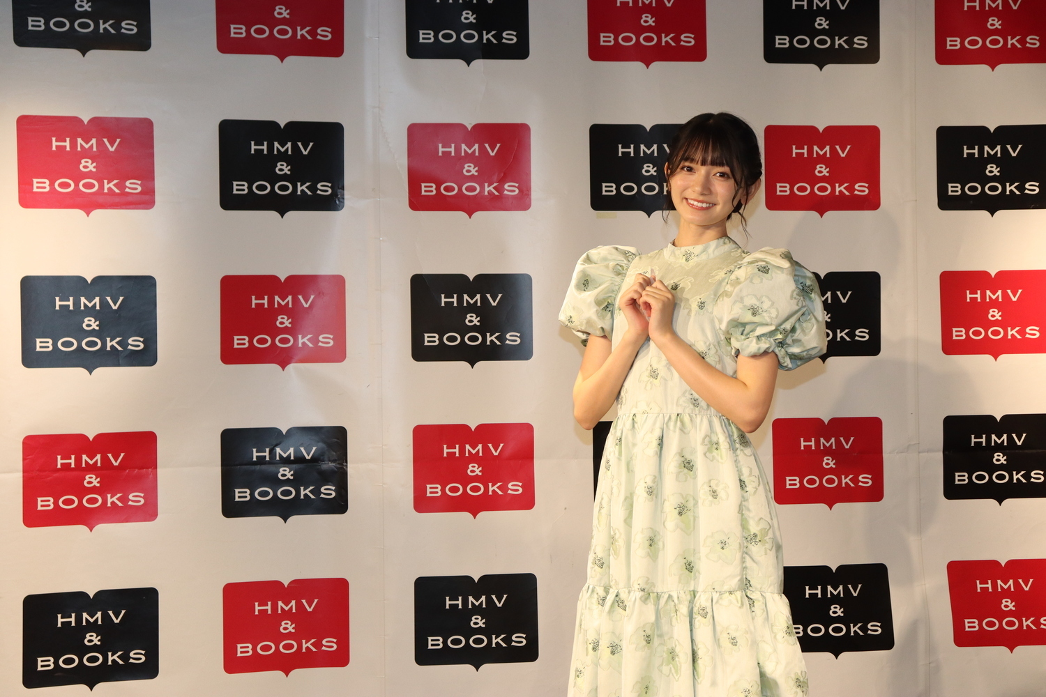 未開封 Task have Fun 熊澤風花 A4額装写真 ウェディング ③ 未開封 Task have Fun 熊澤風花 アルバム ウェディングドレス