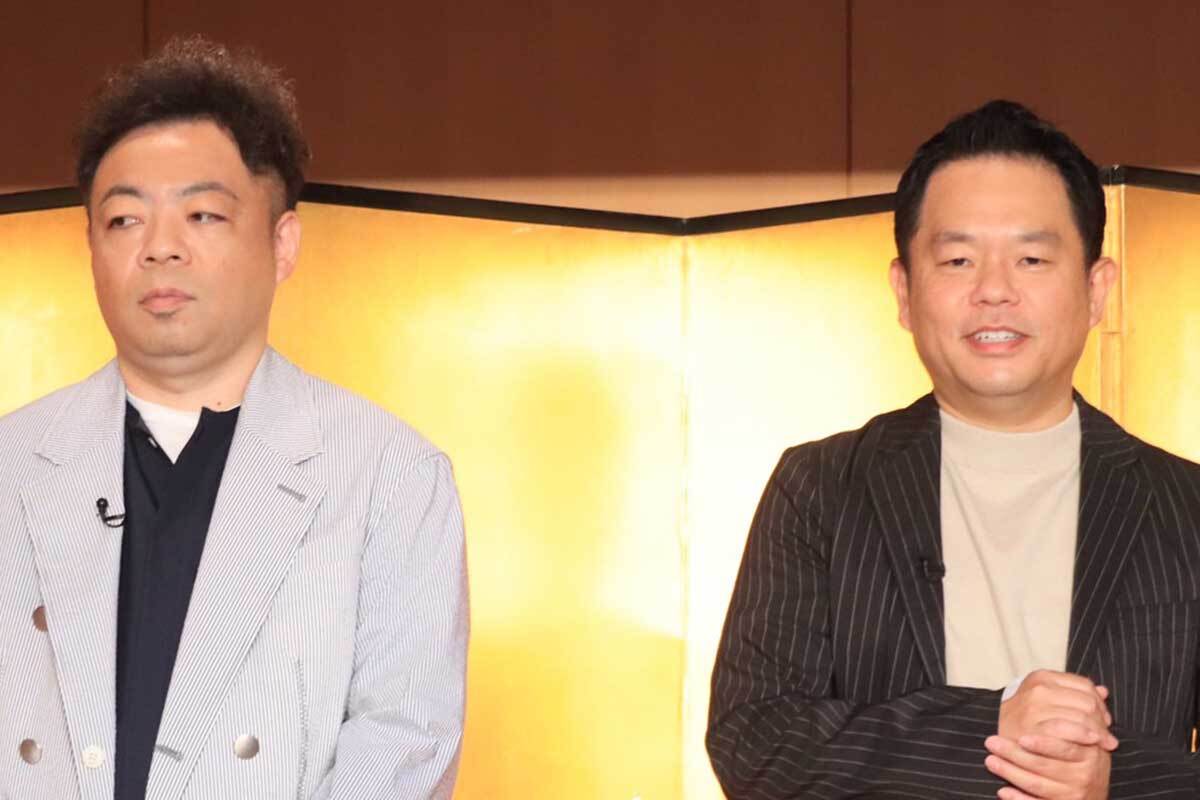お笑いコンビ・ダイアンのユースケ（左）と津田篤宏。ラジオ番組『ダイアンのラジオさん』出演時の写真。