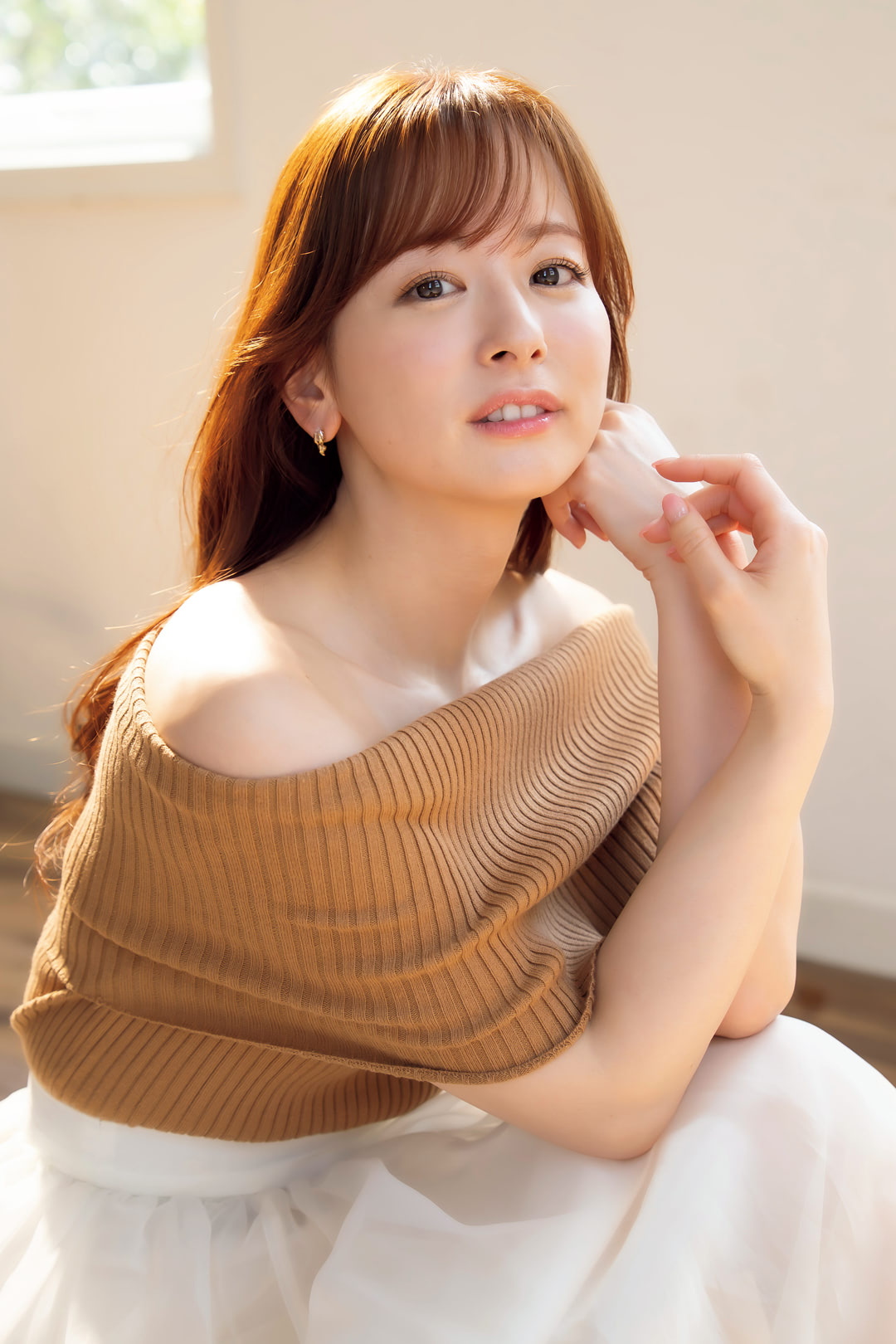 めざましテレビから20年——皆藤愛子、変わらぬ清楚美で『FLASH