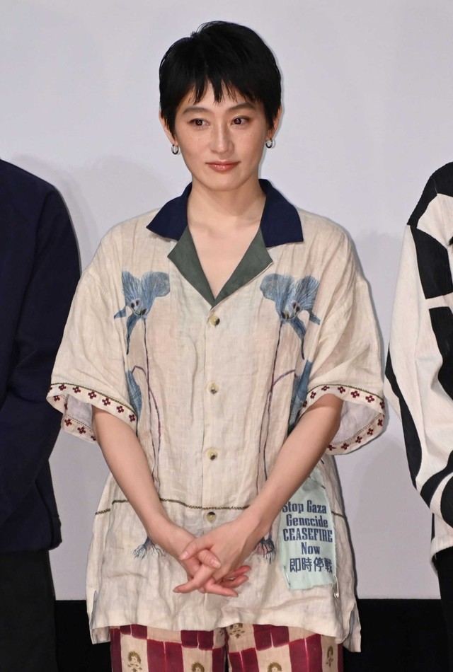 参政党について言及したアーティスト、コムアイさん