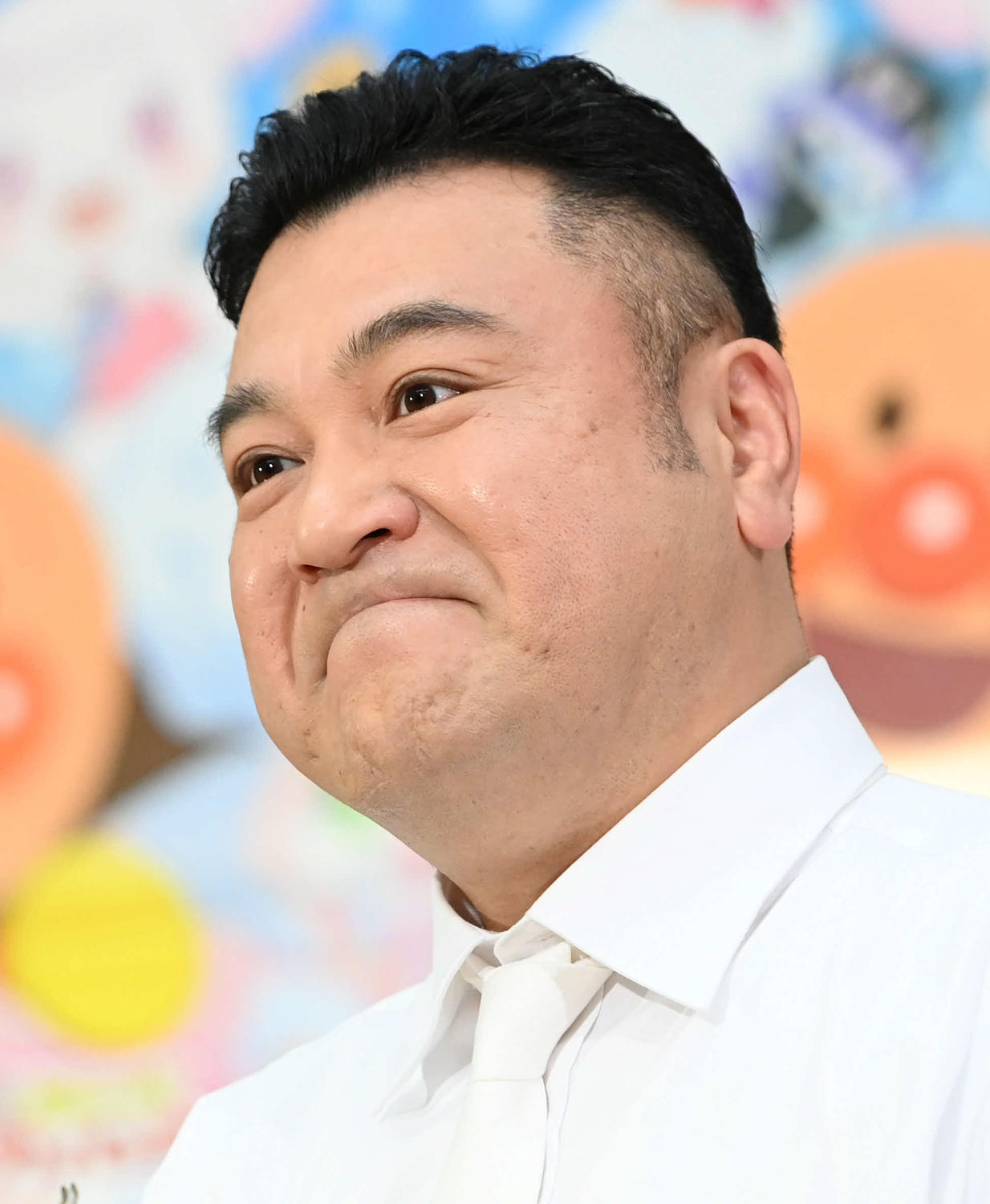 アンタッチャブル山崎弘也（49歳）。フジテレビ系番組で東京03角田晃広の驚きの酒癖や飲酒許可制について語った人物