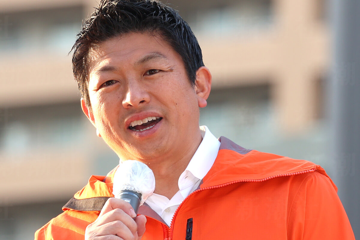 参議院議員選挙期間中に演説する参政党の神谷宗幣代表