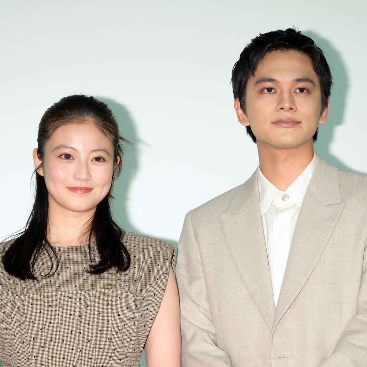 NHK連続テレビ小説『あんぱん』主演の今田美桜さん（左）と北村匠海さん（右）の劇中写真