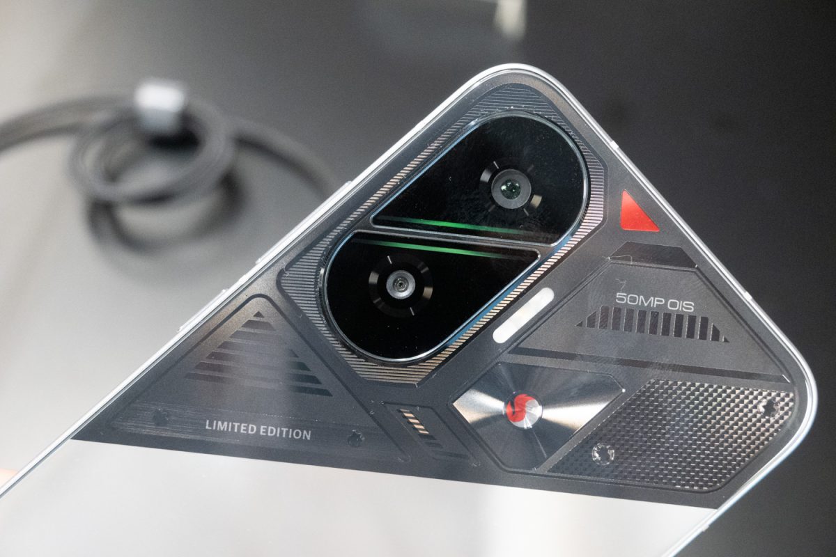 Xiaomi、最新SoCと6500mAhバッテリー搭載で価格を抑えた「POCO
