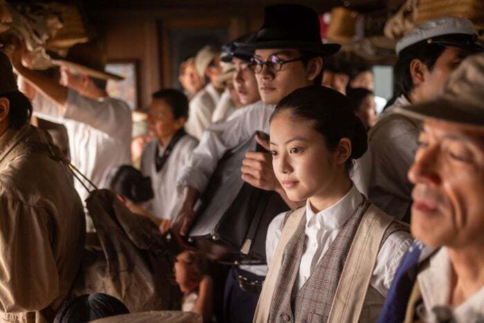 あんぱん第74話より、若松のぶ役の今田美桜、柳井嵩役の北村匠海ら出演者たち