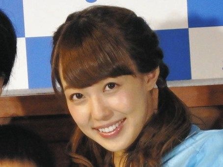 川崎希、第3子「ついに名前決まりました」 アレクと長男、出生届を提出へ