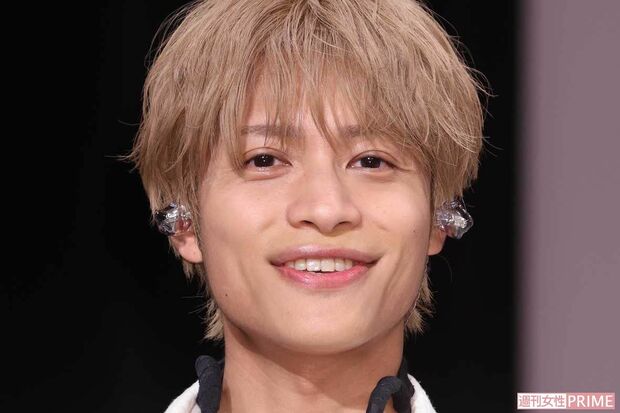 WEST.の中間淳太さんが熱愛報道後、『よんチャンTV』に生出演した際の写真