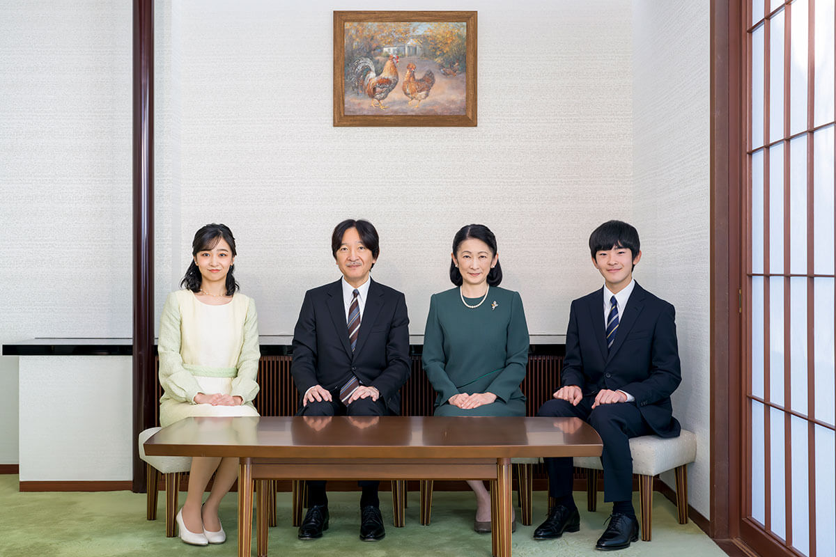 秋篠宮ご一家の写真。長男・悠仁さまの筑波大学でのご様子や紀子さまとの関係に焦点が当てられた記事の関連画像。