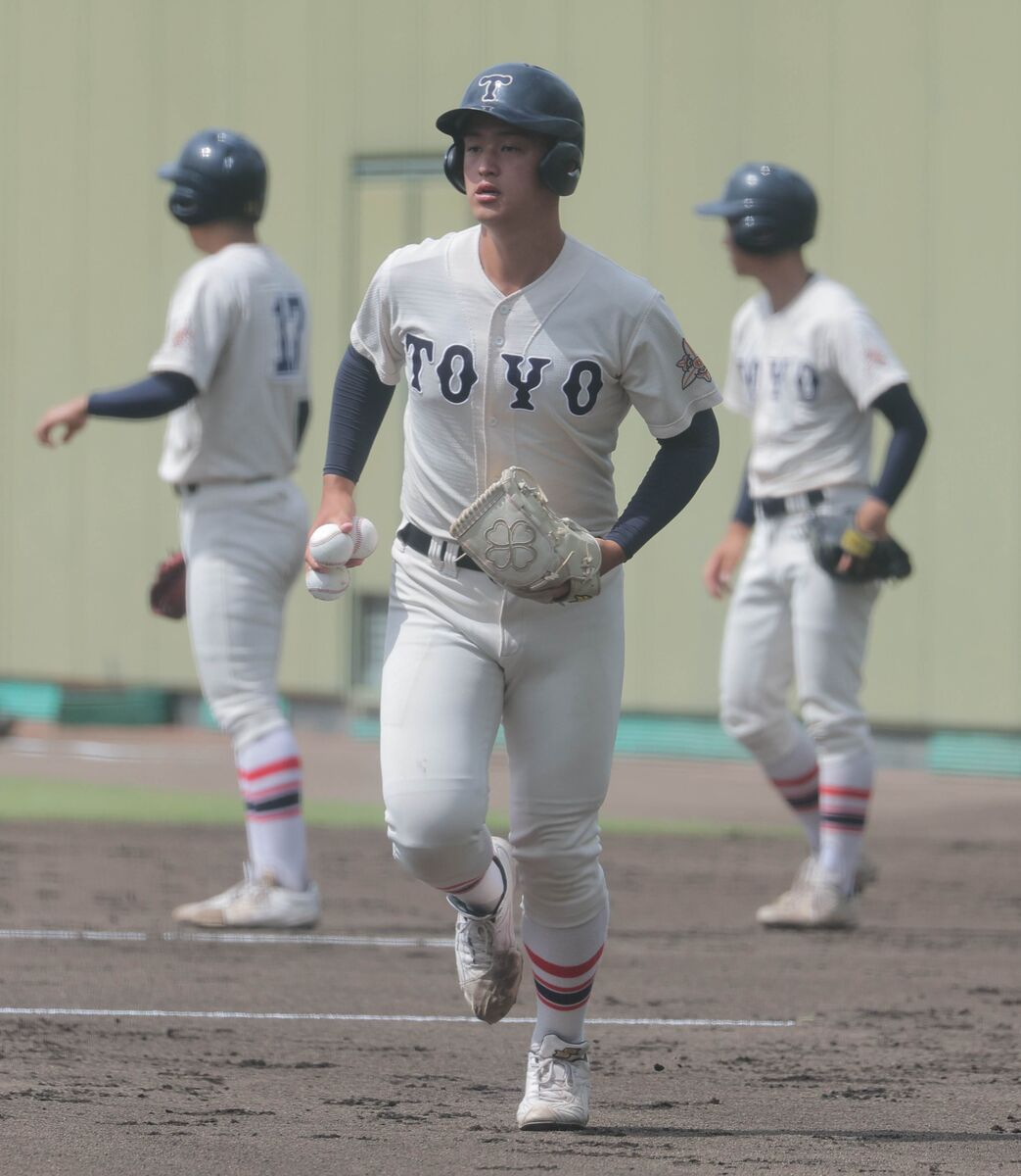 東洋大姫路高校野球部ブイジャン 高校野球】東洋大姫路が夏初戦 阪下漣が背番号10でベンチ入り