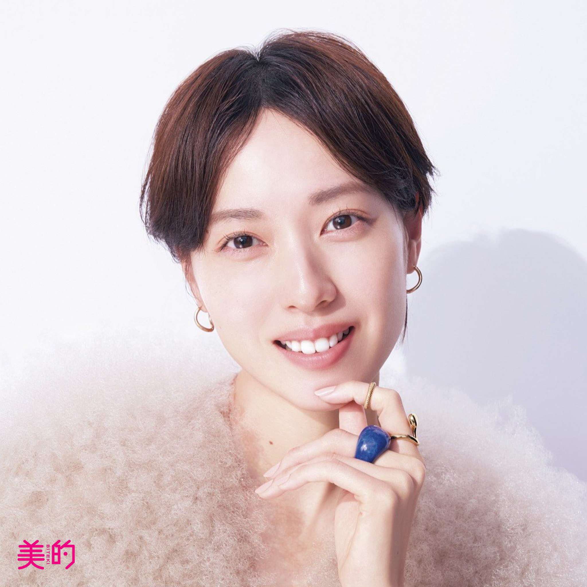 戸田恵梨香、ショートヘアで新たな魅力と芝居への情熱を語る