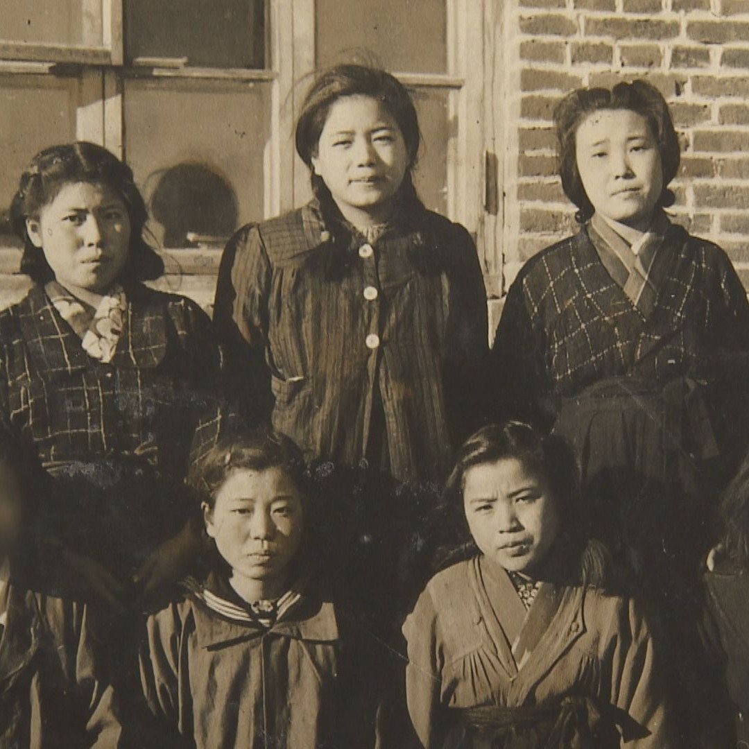 旧満州からの引揚げ者の様子。開拓団の厳しい道のりを物語る写真。