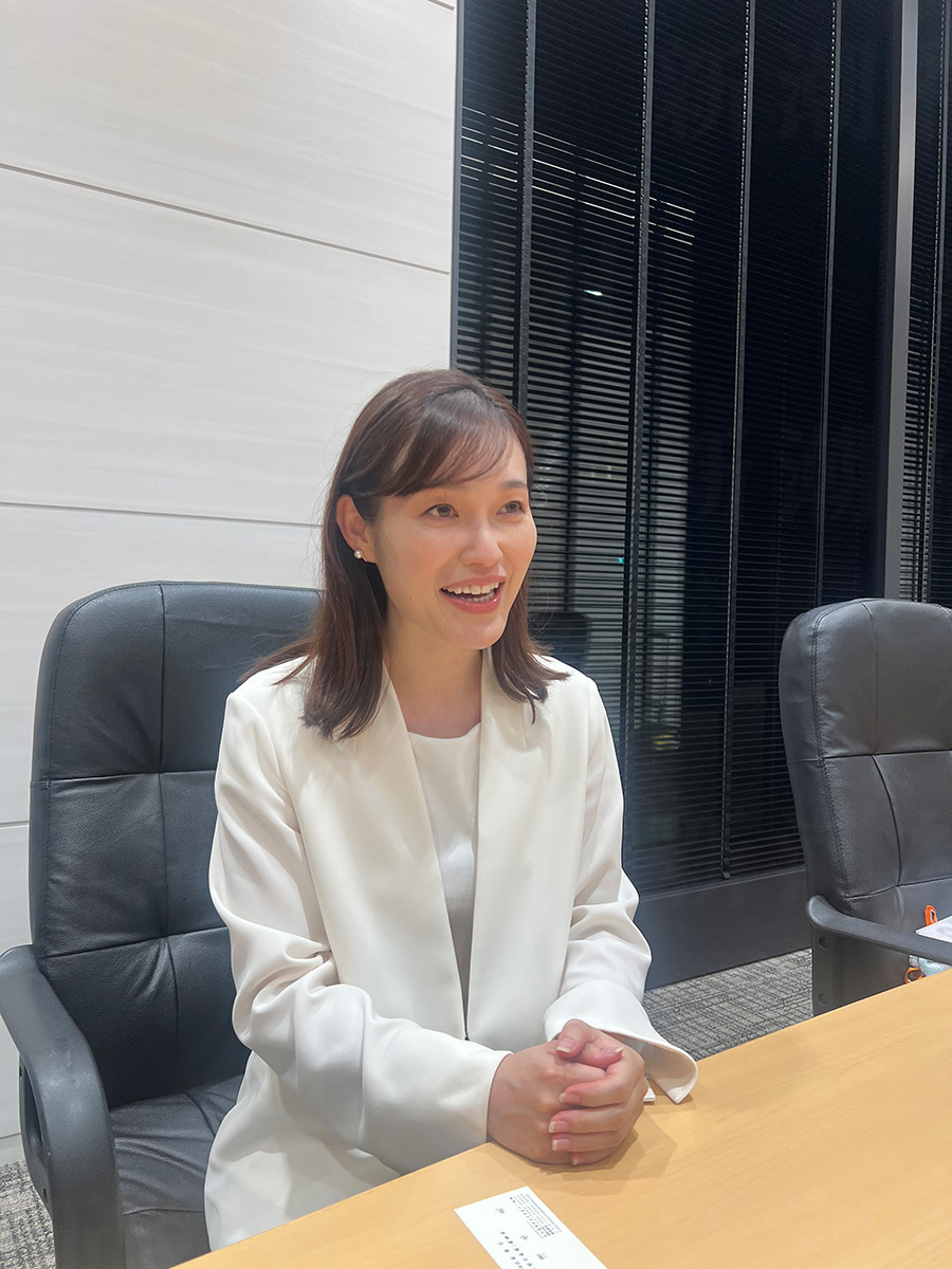 参議院選挙を前に注目される参政党の候補者、さや氏の肖像写真