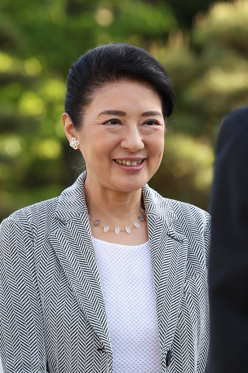 モンゴルをご訪問中の天皇皇后両陛下、雅子皇后のお姿