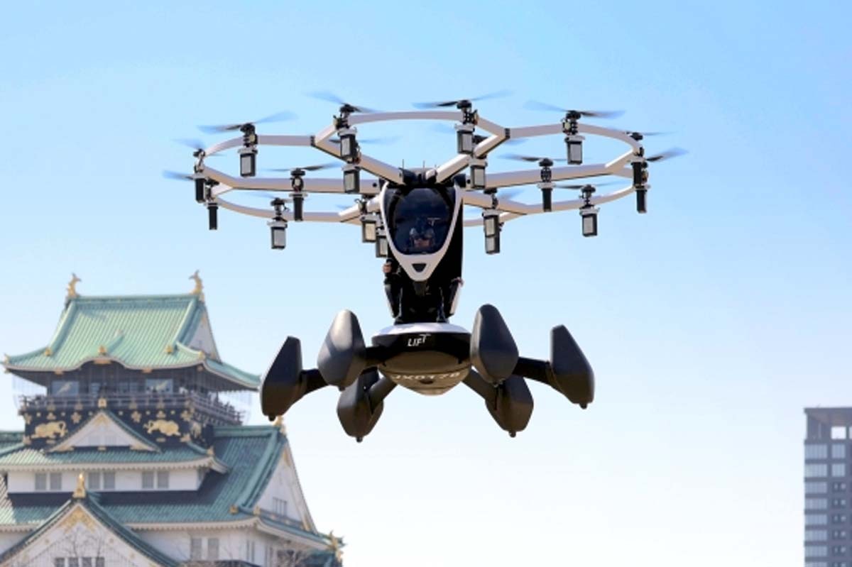 名称論争の的となっている「空飛ぶクルマ」HEXAの機体イメージ