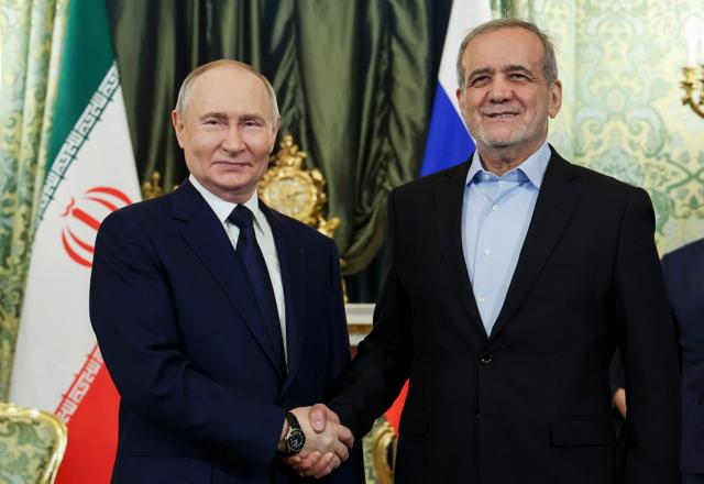 プーチン氏、イランに「ウラン濃縮の完全放棄」要求　米メディア報道