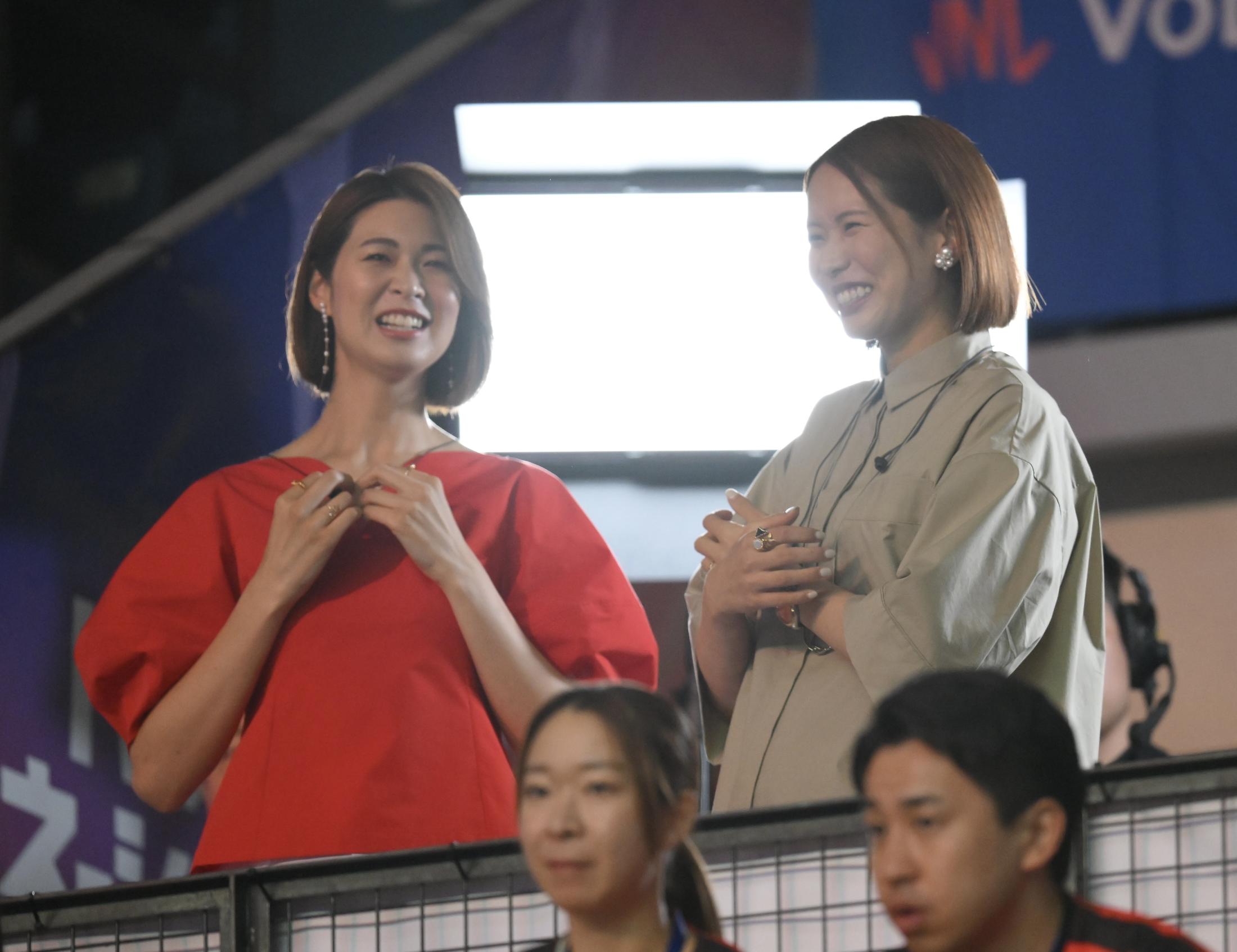 背高くて美人やな…」バレー会場に元スター選手が大集結 木村沙織