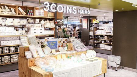 「コスパ最強！」「1980円で超冷感」男性需要が増加する《3COINS》で、ビジネスパーソンが使える“酷暑対策グッズ”を揃えてみた(東洋経済オンライン)