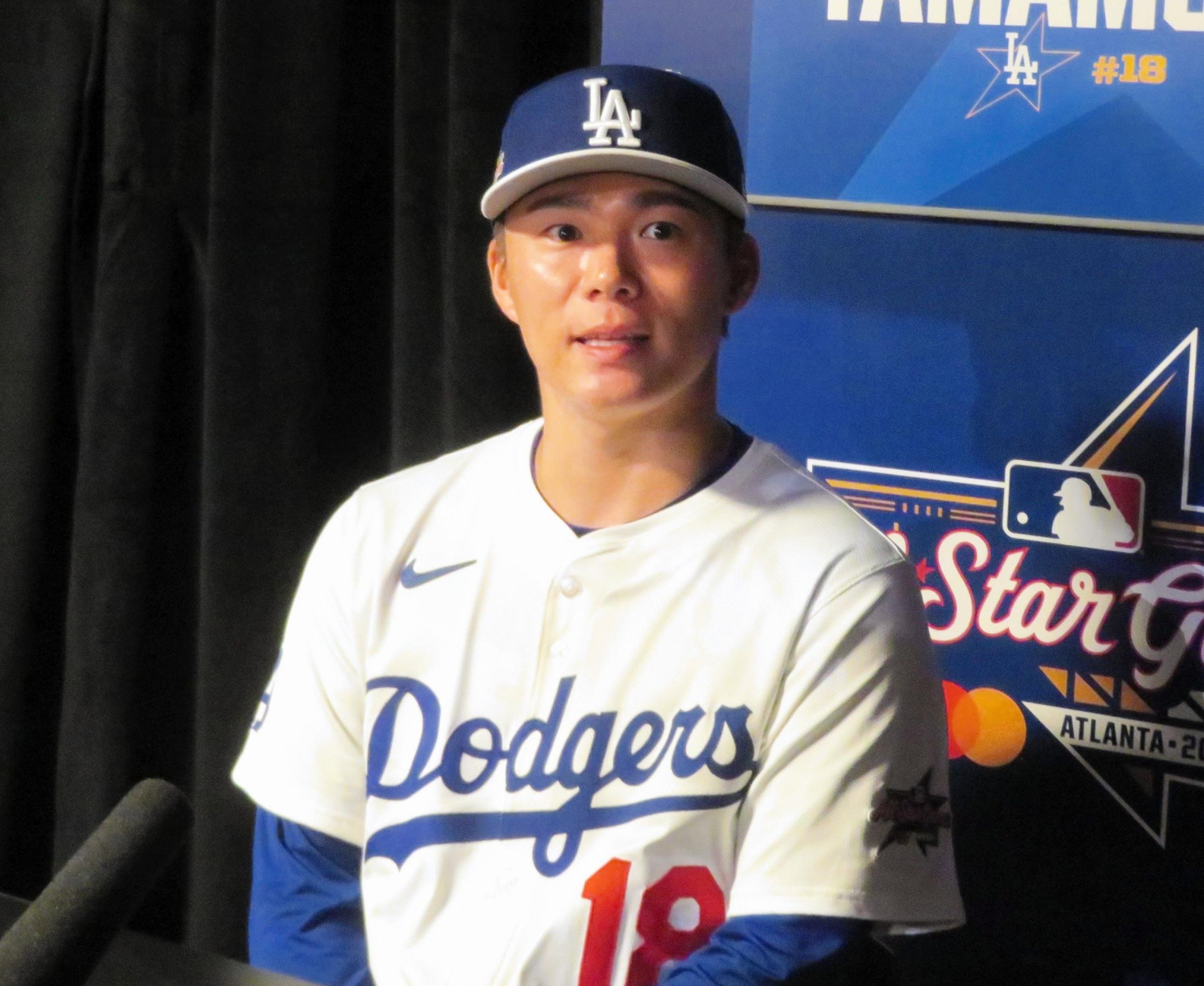 希少 ドジャース山本由伸 都城高校野球部 ボタン二つ 山本由伸(都城高・投手) 野手でも高評価の151キロ本格派右腕
