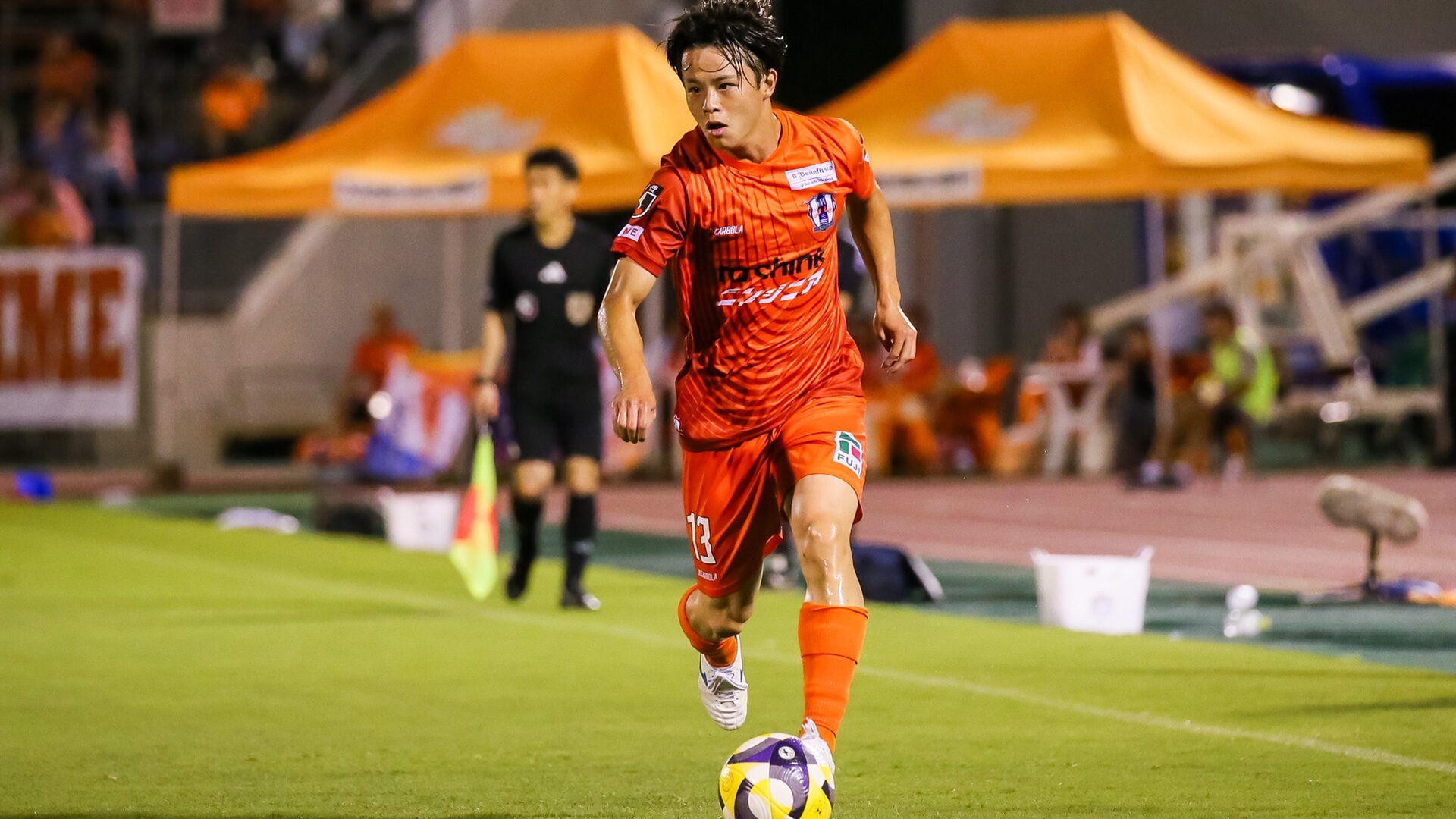FC岐阜 現愛媛FC 窪田稜選手　実使用スパイク直筆サイン入り FC岐阜 現愛媛FC 窪田稜選手 実使用スパイク直筆サイン入り