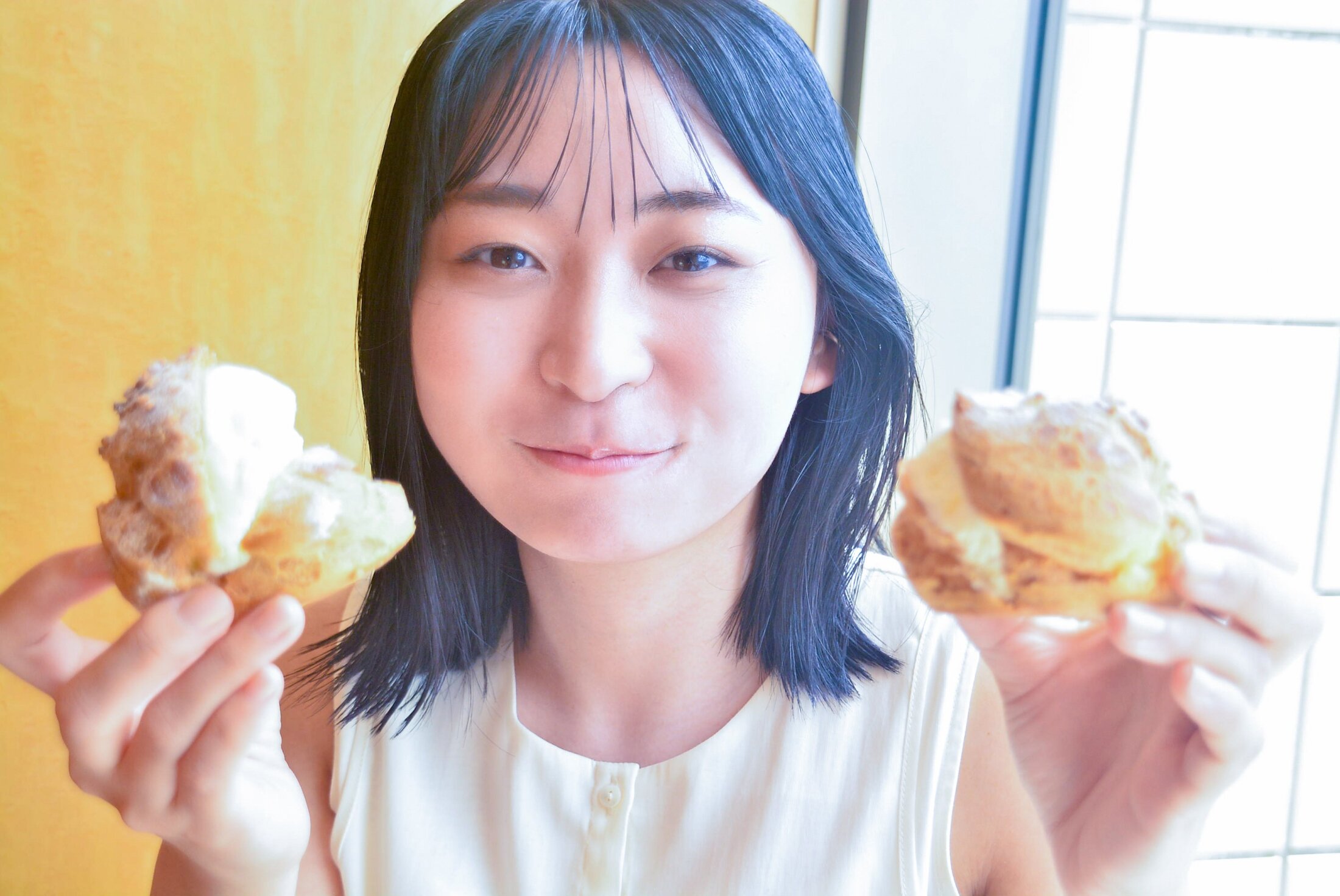 にゃんこスター にゃんこスター・アンゴラ村長、初の紙の写真集で本格グラビア