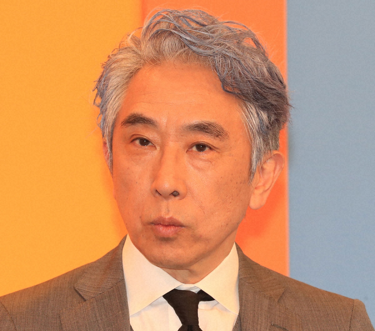 テレビ朝日「徹子の部屋」に出演した俳優の段田安則。