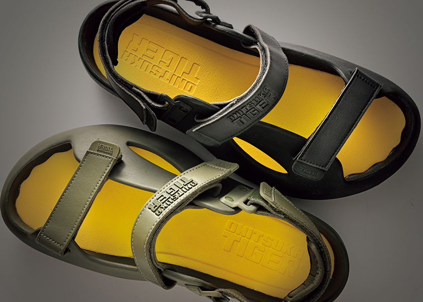 OnitsukaTiger サンダルカーキ色28 オニツカタイガー〉“夏色”のサンダルなら脱いでも楽しい