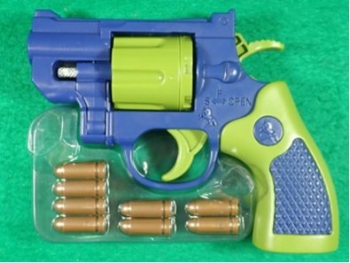 美品 ロイヤル ド シャンパーニュ リボルバー 銃 クリスタル ガン 美品 ロイヤル ド シャンパーニュ リボルバー 銃 クリスタル