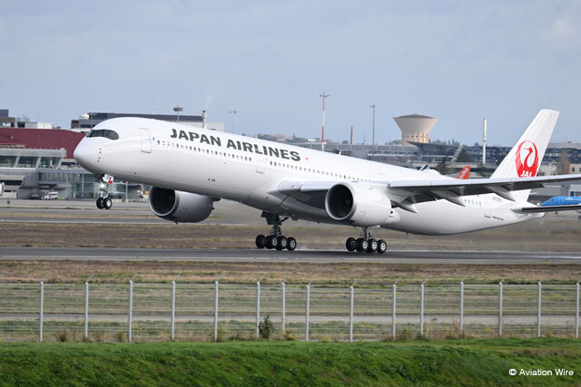 JAL A350-1000 JA01WJ A350-900 JA15XJ 専用 4K] JAL Airbus A350-1000 (JA01WJ, JA02WJ) push back, take