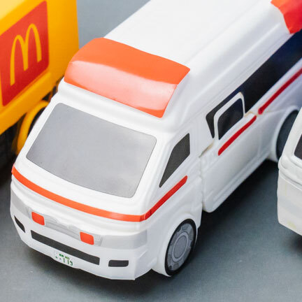 SOLD!マック ハッピーセット トミカ 救急車 トミカ 救急車 マクドナルドハッピーセット - メルカリ