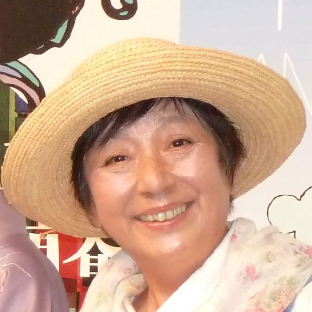 私だけの北極点　第１刷　和泉雅子　著者サイン本　昭和６０年　帯つき　やけ　微すれ 私だけの北極点 第1刷 和泉雅子 著者サイン本 昭和60年 帯
