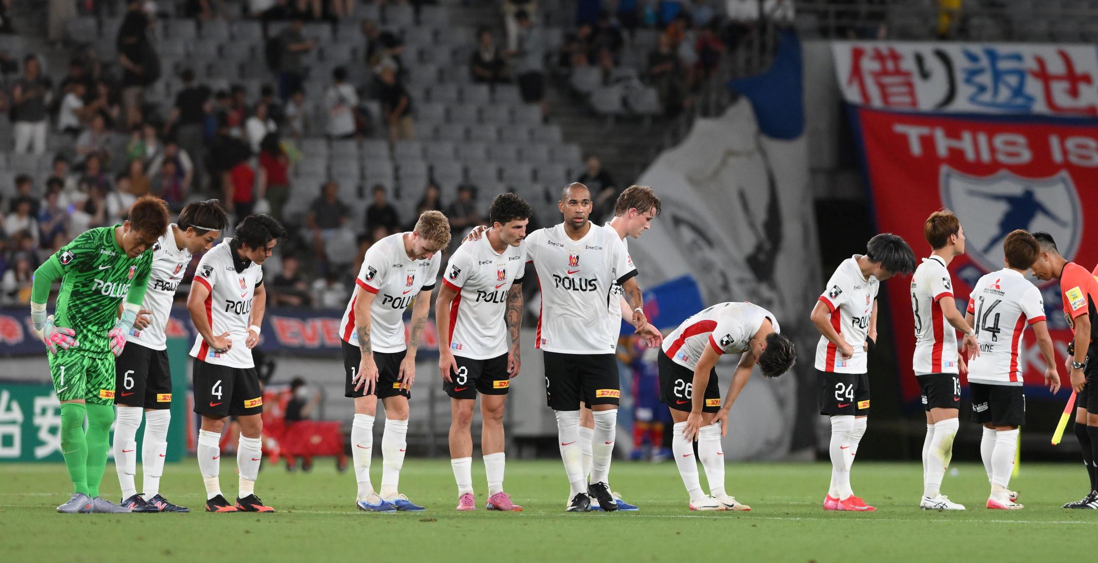 浦和サポーターが大ブーイング＆怒りの横断幕 CWC最下位から