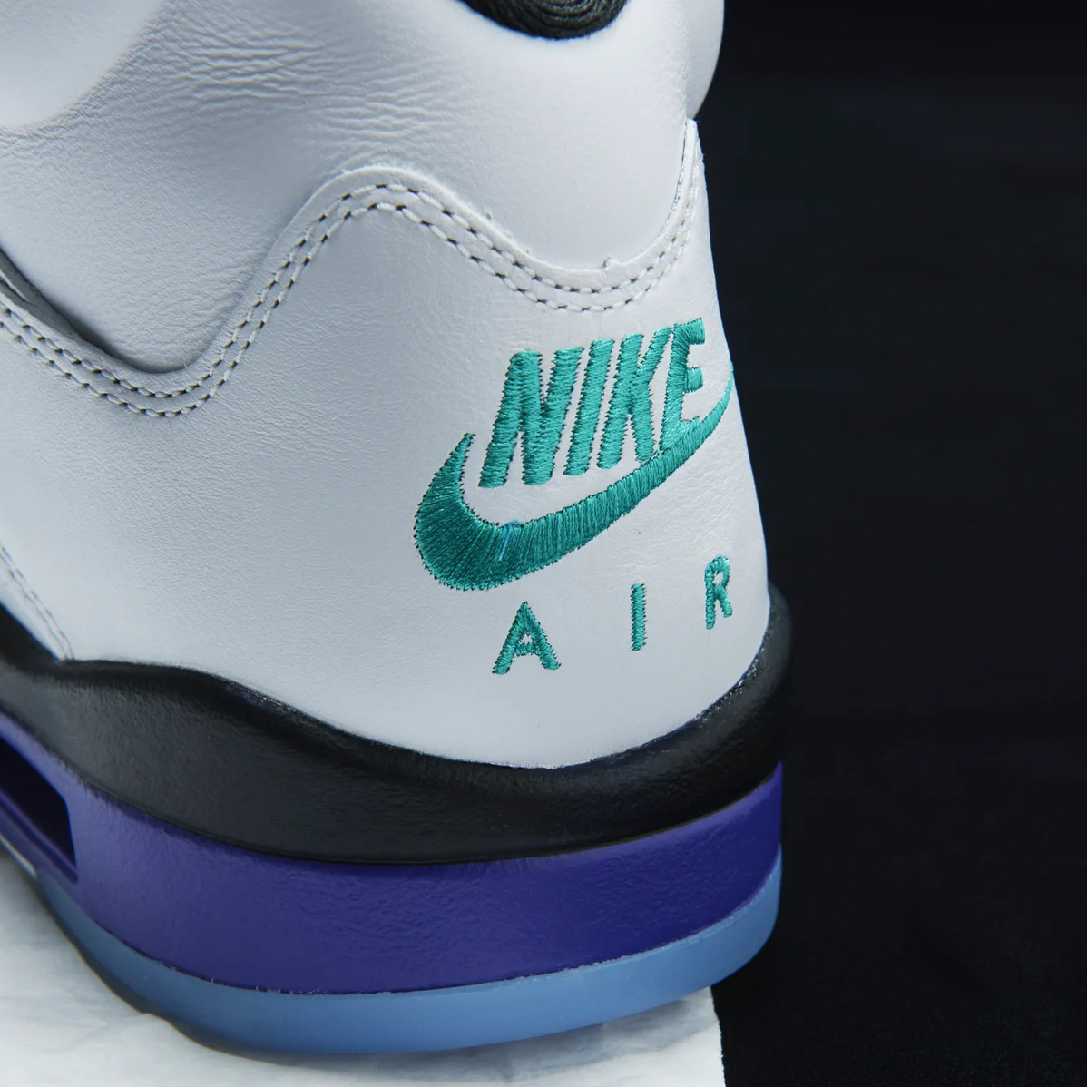 NIKE AIR JORDAN 5 × AIR FORCE 1 26cm 新品 NIKE AIR JORDAN 5 × AIR FORCE 1 26cm 新品