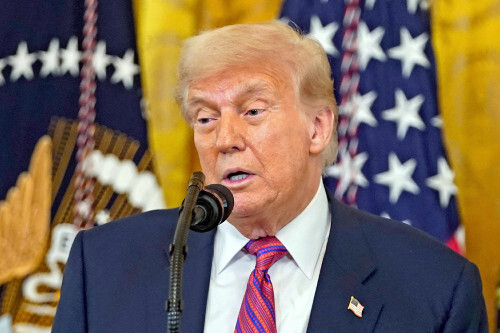 トランプ氏、死亡の実業家に「下品な手紙送った」指摘したＷＳＪ記者ら提訴…１００億ドル超請求