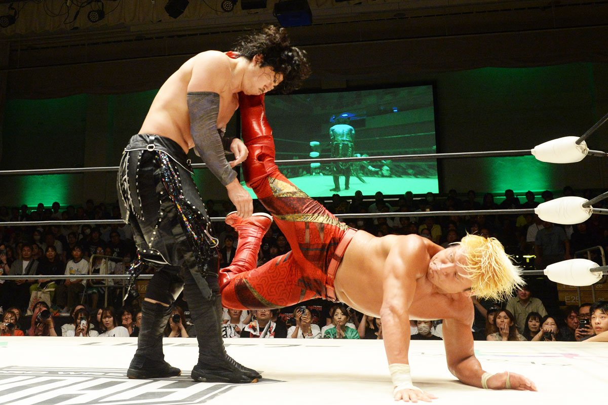 ノア】OZAWAがGHC陥落！ 拳王「超卍蹴り」KO勝利…KENTAと一