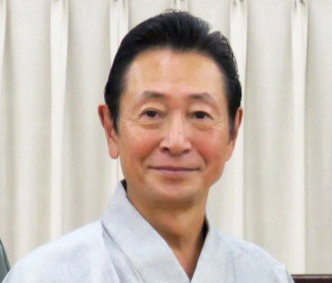 俳優・三田村邦彦氏の顔写真。近年のニュース番組の報道姿勢に疑問を呈した発言に関する記事の関連画像。