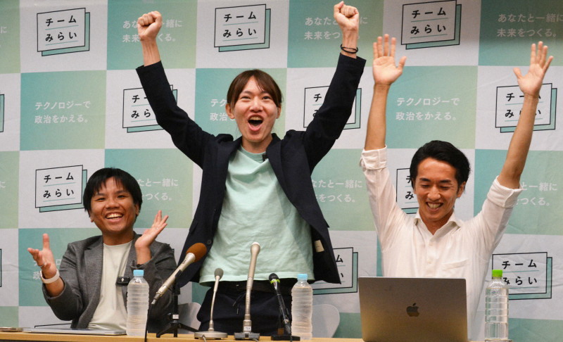 チームみらい党首、安野貴博氏が初当選確実に　参院選比例代表（毎日新聞） - Yahoo!ニュース