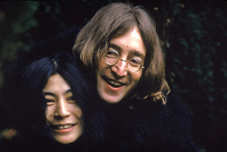 【絶版】ジョン・レノン　家族生活　オノ・ヨーコ ジョン・レノン 家族生活 / John Lennon A Family Album（With