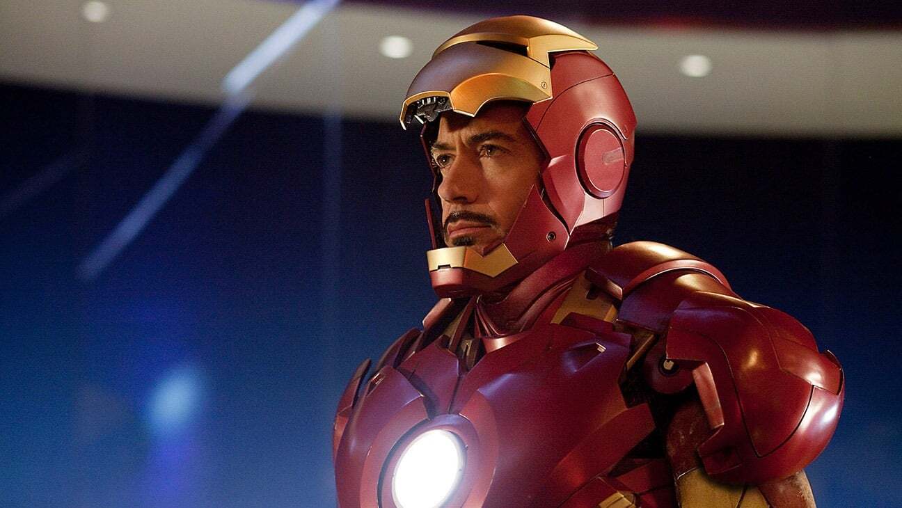直筆サイン入り写真 ケヴィン・ファイギ アベンジャーズ/エンドゲームSA鑑定済 直筆サイン入り写真 ケヴィン・ファイギ アベンジャーズ/エンド
