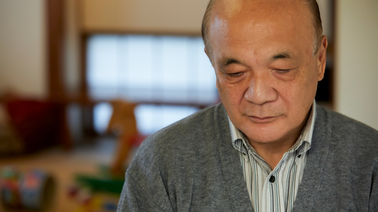 高齢の親が中年のひきこもりの子を案じる「8050問題」を象徴するイメージ画像